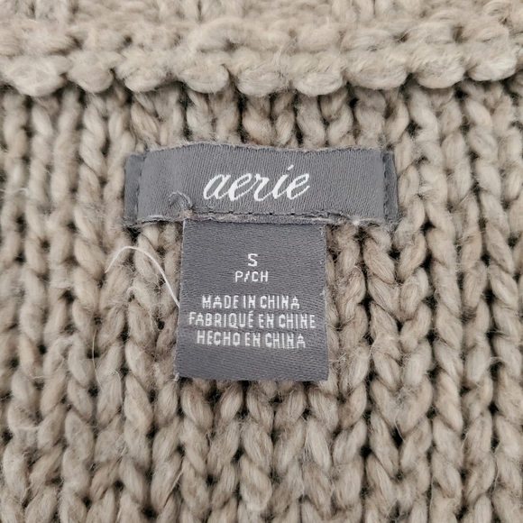 AERIE | Gray Crew Neck Knit Sweater - Picture 7 of 8
